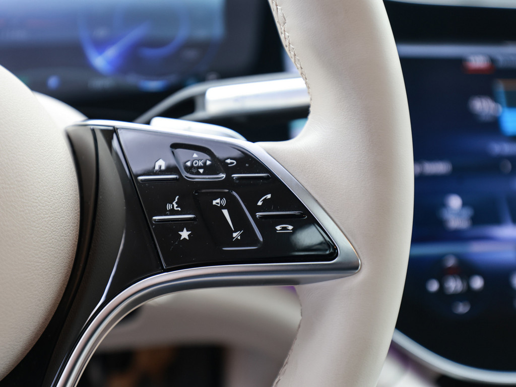 Bild 28 - EQS 580 4M AMG Sport Premium + Hyperscreen