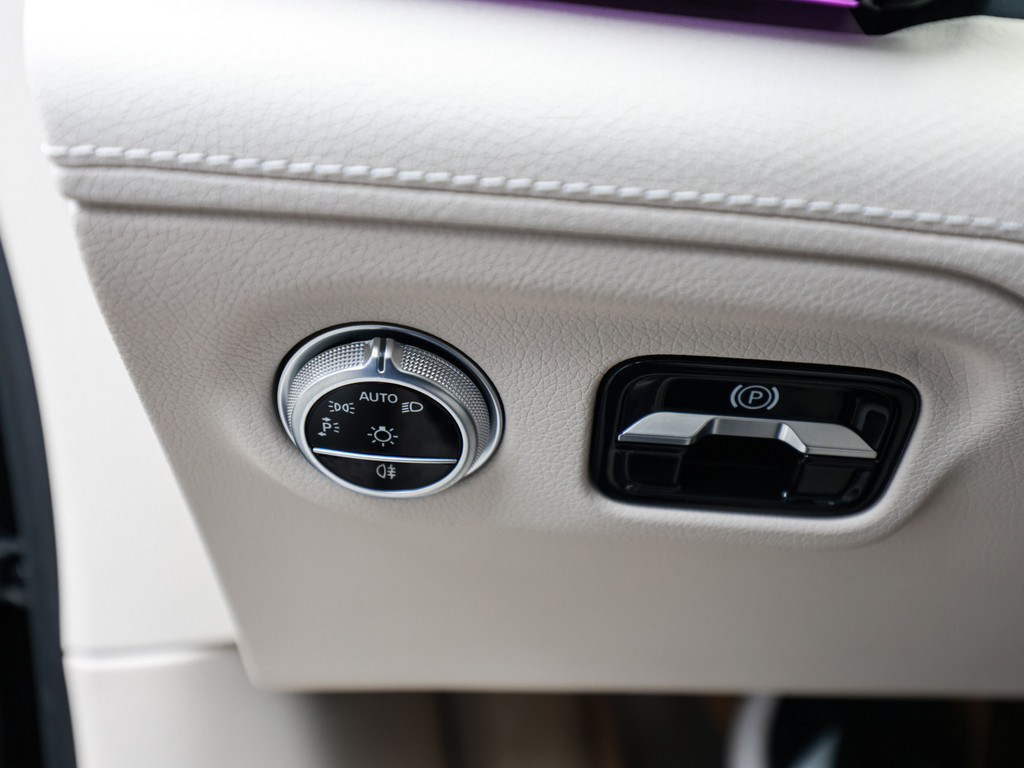Bild 32 - EQS 580 4M AMG Sport Premium + Hyperscreen