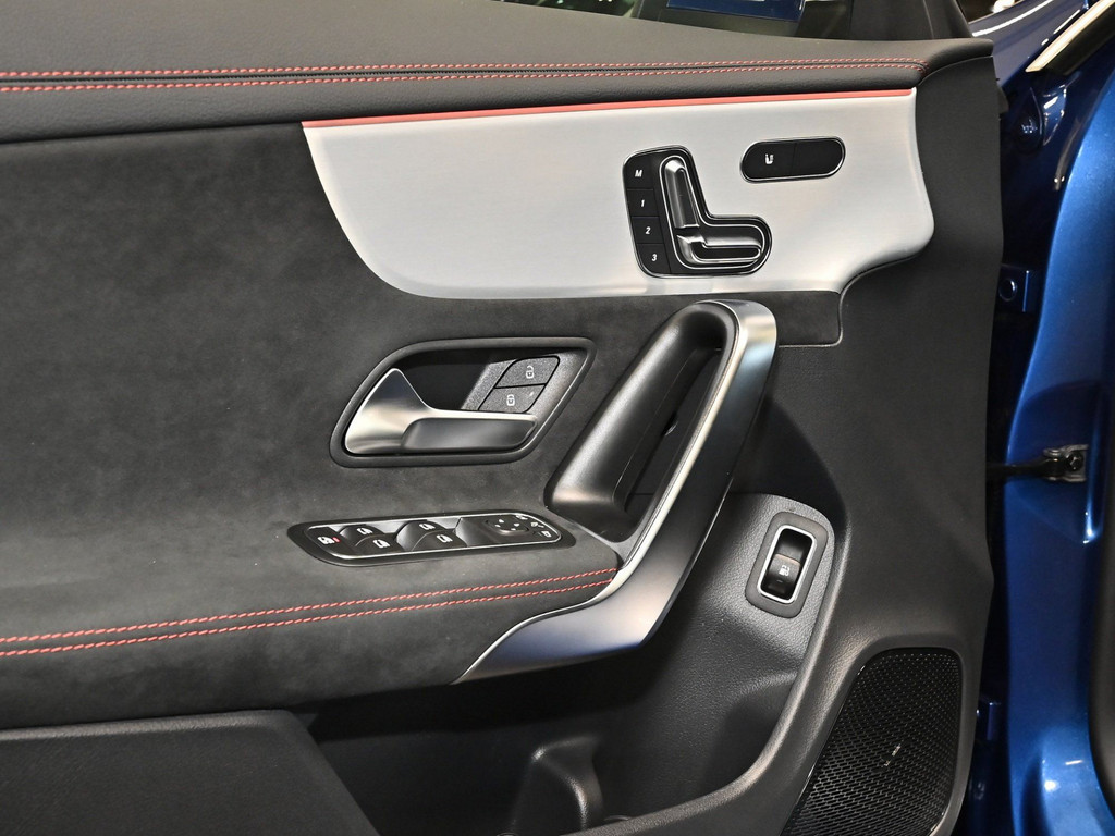 Bild 27 - CLA 250 e Coupé AMG Sport Premium