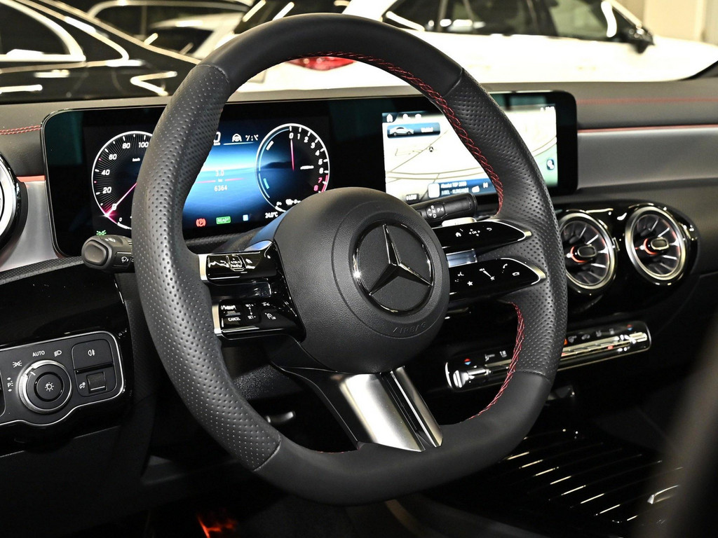 Bild 28 - CLA 250 e Coupé AMG Sport Premium