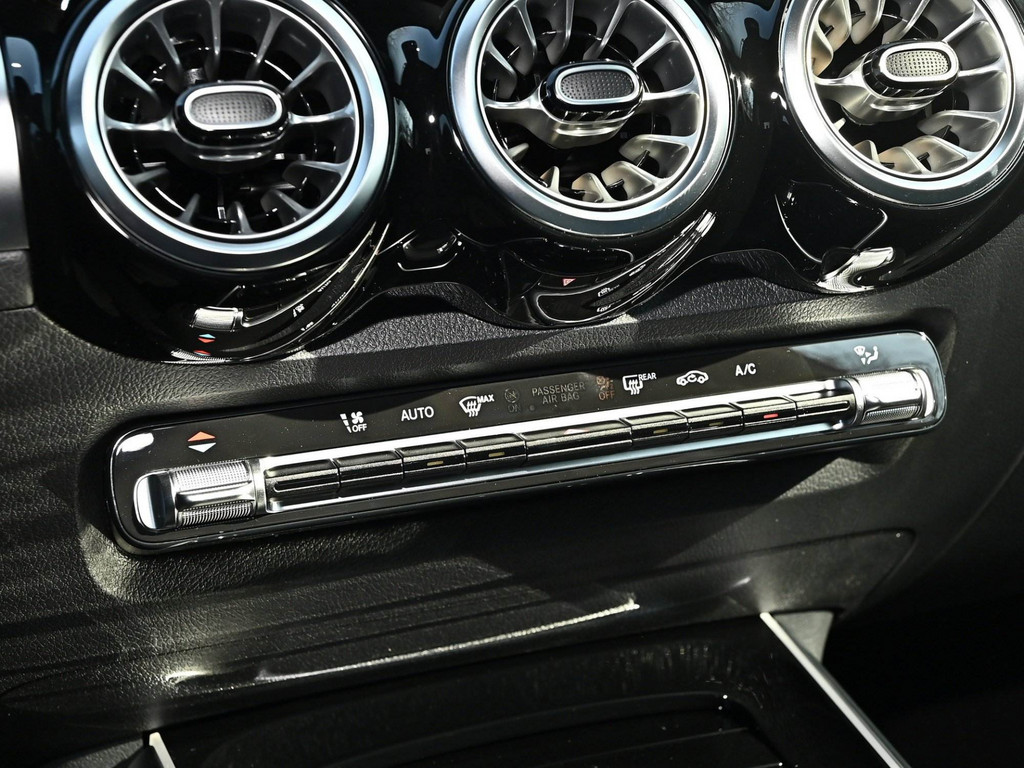 Bild 12 - GLB 200 d AMG Line