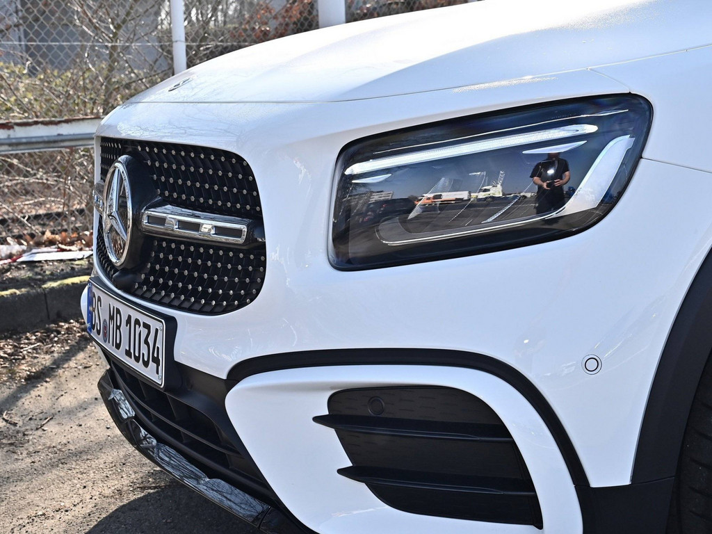Bild 28 - GLB 200 d AMG Line