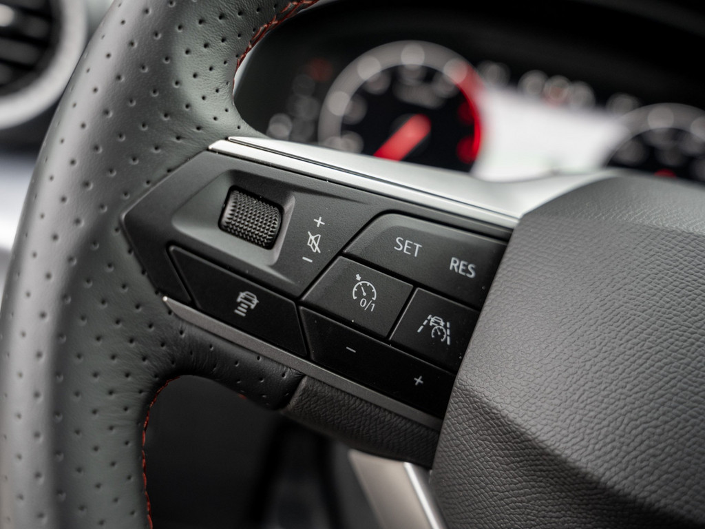 Bild 21 - IBIZA FR 1.0 TSI DSG Kam. Navi Virtual ACC LED