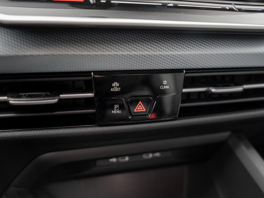 Bild 18 - Golf VIII Variant ENERGY 2.0 l TDI DSG AHK Kam. Navi