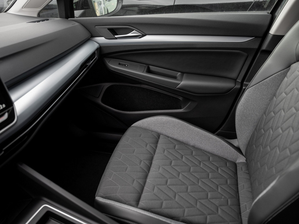 Bild 21 - Golf VIII Variant ENERGY 2.0 l TDI DSG AHK Kam. Navi