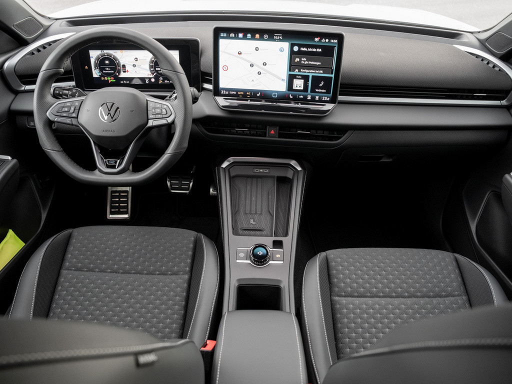 Bild 11 - T-Roc R-Line 1.5 l eTSI DSG IQLight