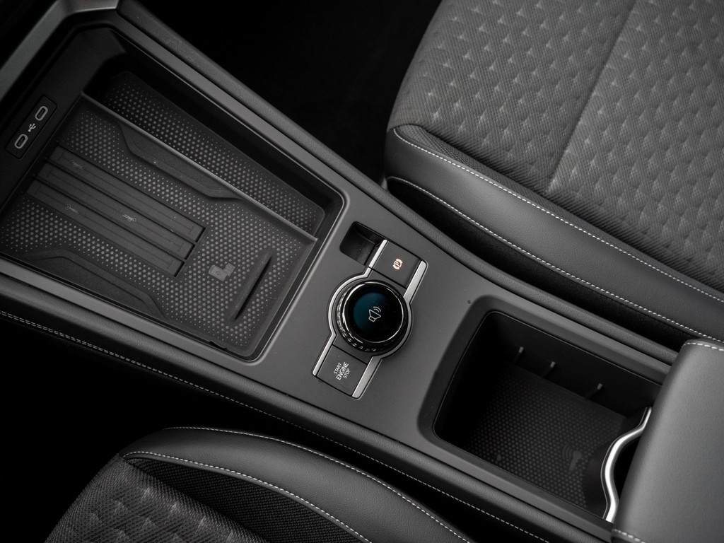 Bild 20 - T-Roc R-Line 1.5 l eTSI DSG IQLight