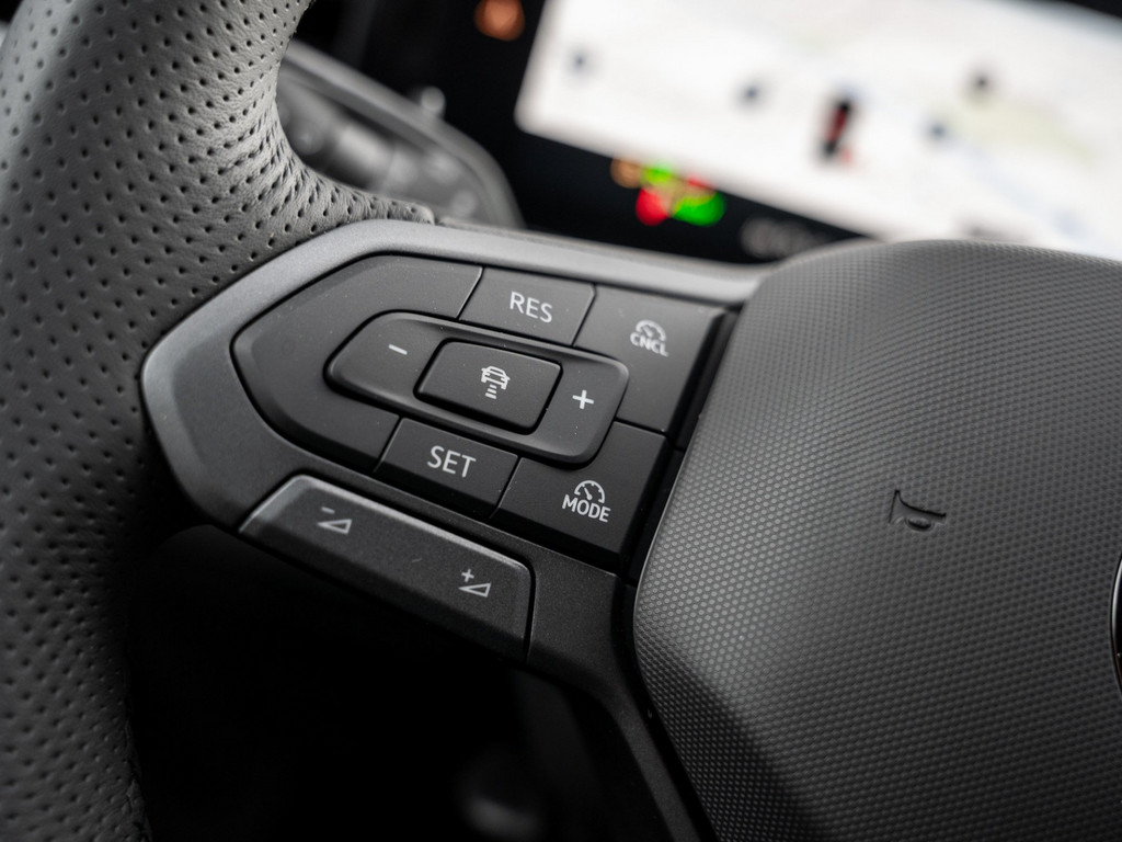 Bild 23 - T-Roc R-Line 1.5 l eTSI DSG IQLight