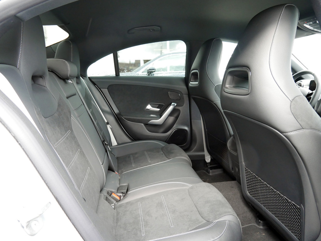 Bild 10 - CLA 180 Coupé AMG Special Edition