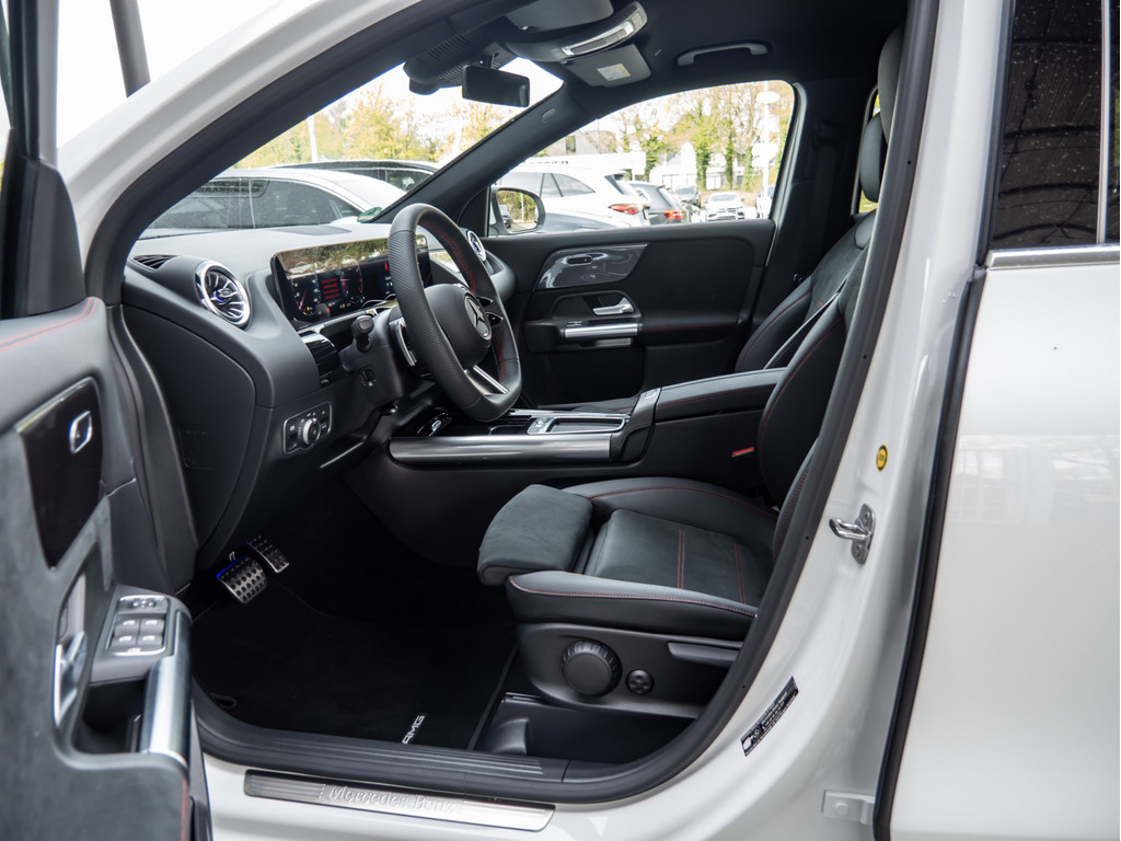 Bild 9 - GLA 200 AMG