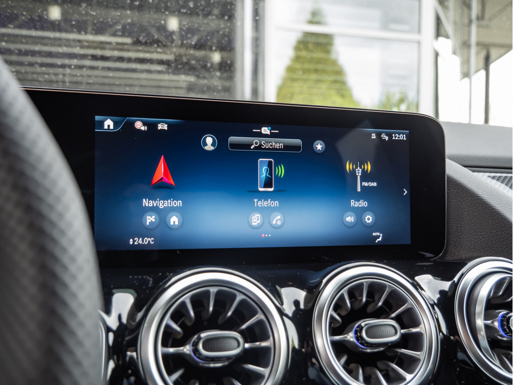 Bild 10 - GLA 200 AMG