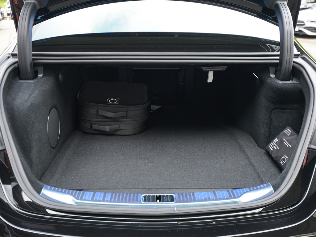 Bild 32 - S 63 AMG E Performance Lang Exklusiv