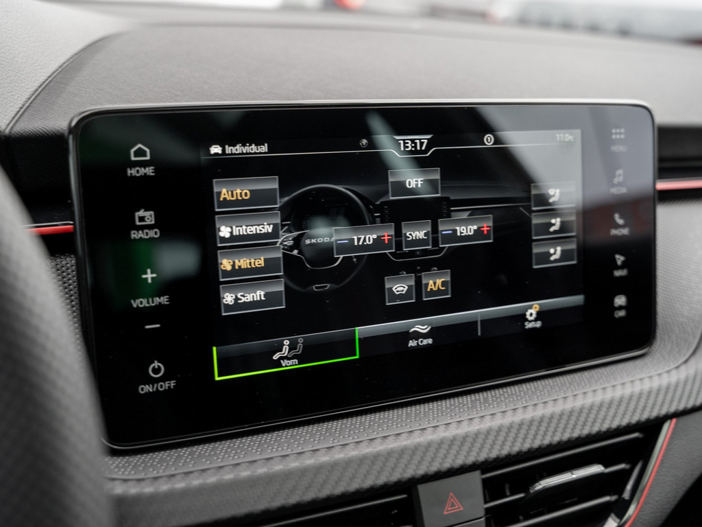 Bild 19 - Kamiq Monte Carlo 1.5 TSI DSG Pano AHK Navi ACC