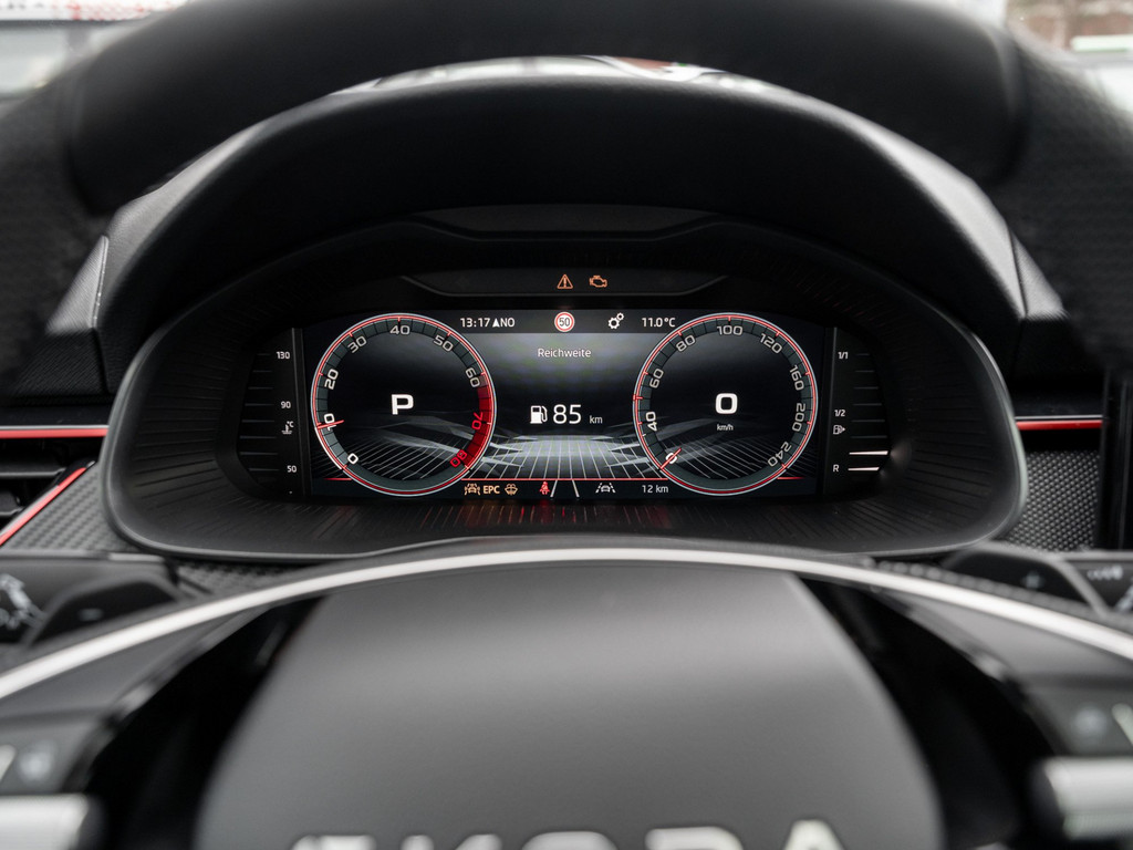 Bild 24 - Kamiq Monte Carlo 1.5 TSI DSG Pano AHK Navi ACC