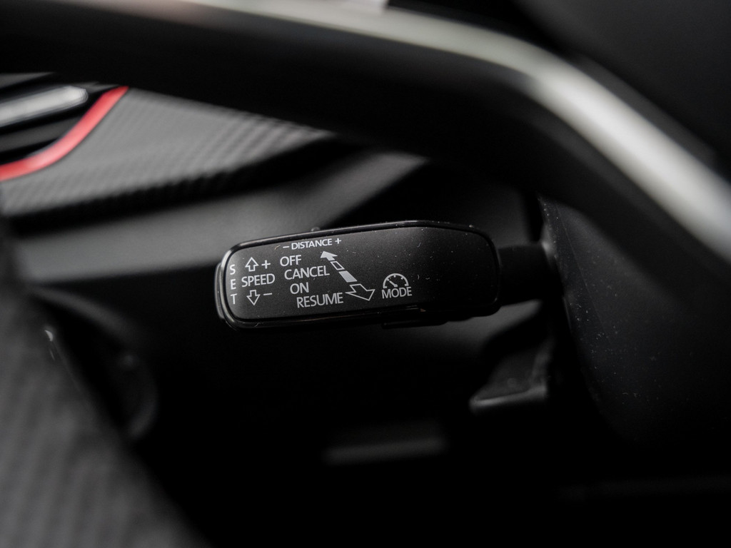 Bild 27 - Kamiq Monte Carlo 1.5 TSI DSG Pano AHK Navi ACC
