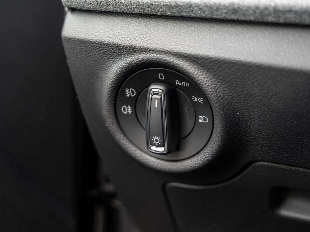 Bild 28 - Kamiq Balance 1.0 TSI AHK Kam. Navi ACC LED