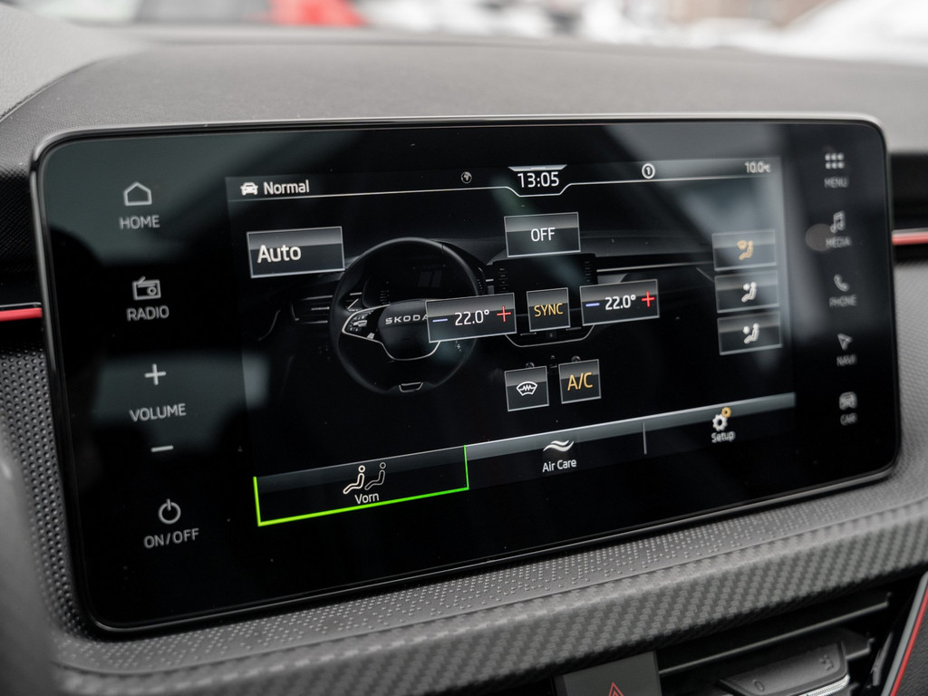 Bild 18 - Kamiq Monte Carlo 1.5 TSI DSG Pano AHK Navi ACC