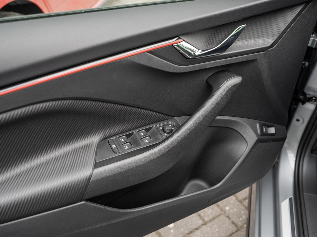 Bild 29 - Kamiq Monte Carlo 1.5 TSI DSG Pano AHK Navi ACC