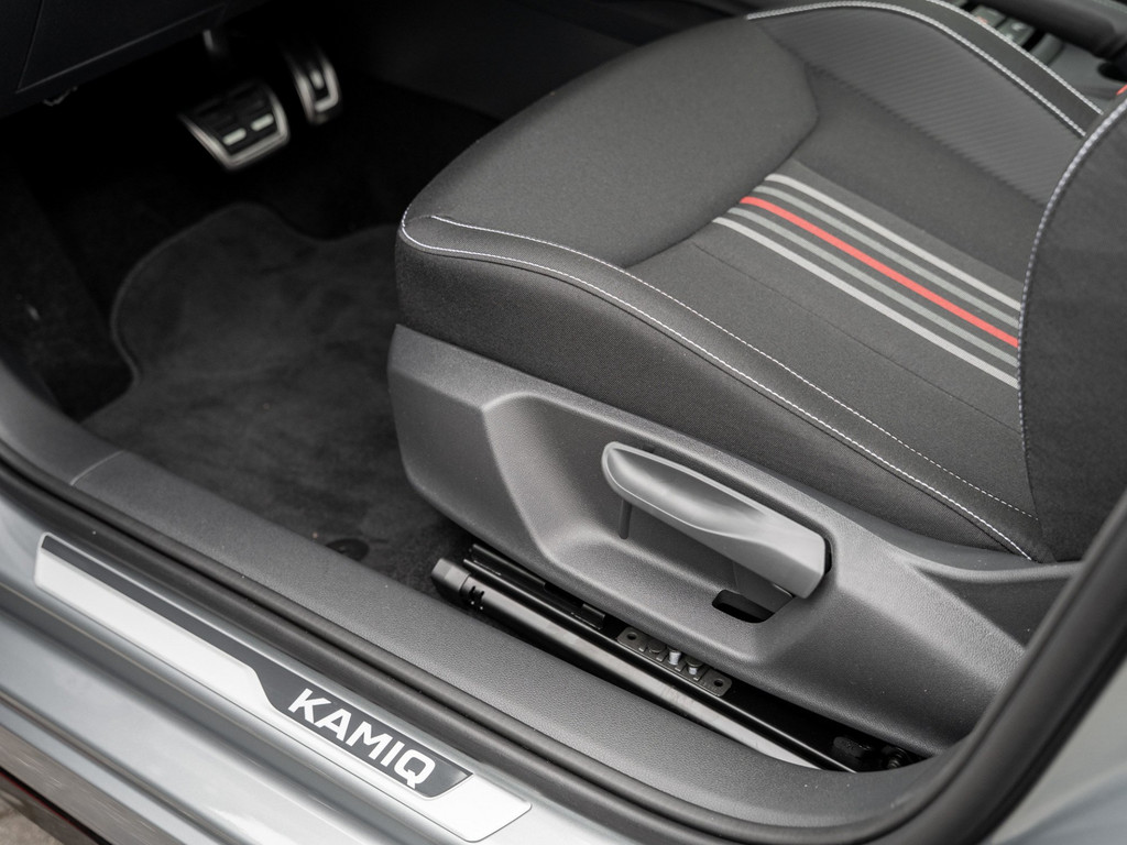 Bild 30 - Kamiq Monte Carlo 1.5 TSI DSG Pano AHK Navi ACC