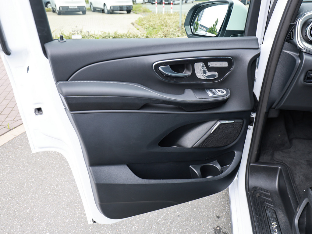 Bild 33 - V 300 d EXCLUSIVE extralang 4MATIC