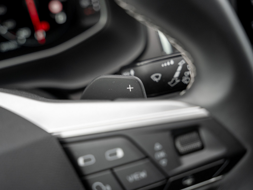 Bild 24 - ATECA XPERIENCE 1.5 TSI DSG Kam. Navi Virtual LM