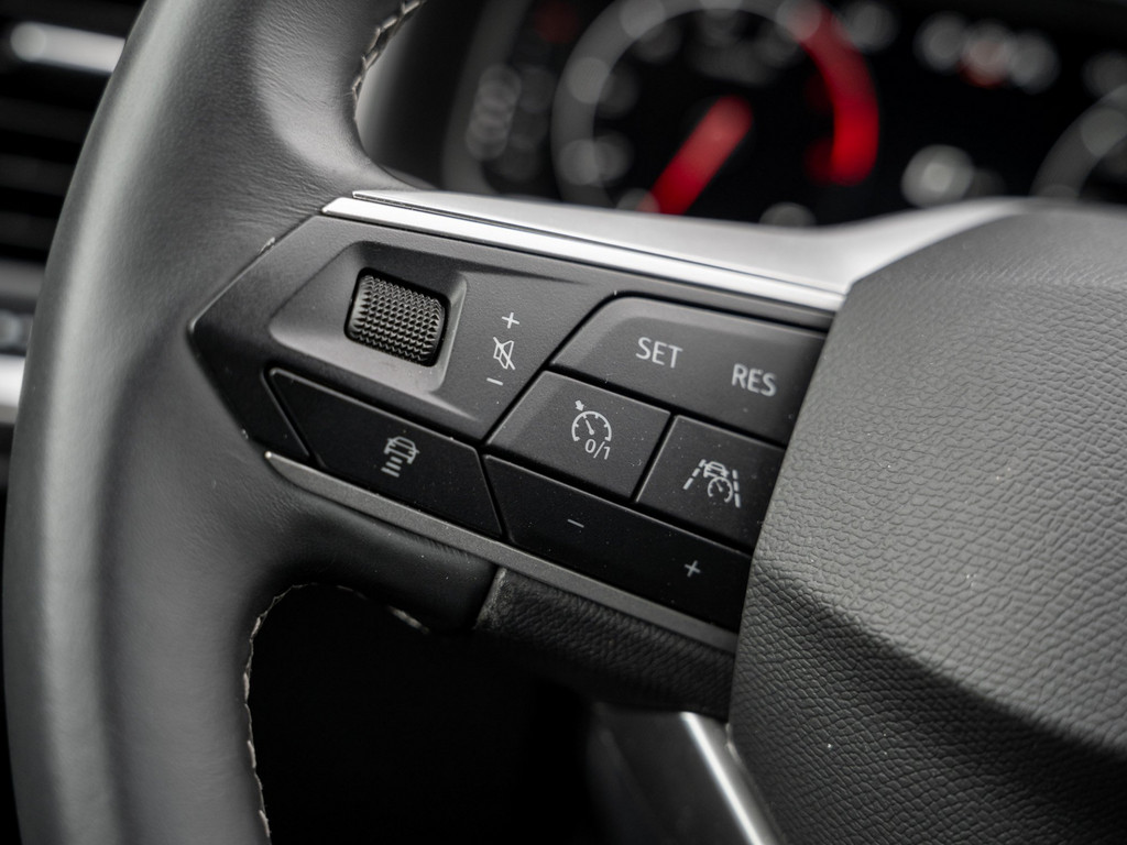 Bild 25 - ATECA XPERIENCE 1.5 TSI DSG Kam. Navi Virtual LM
