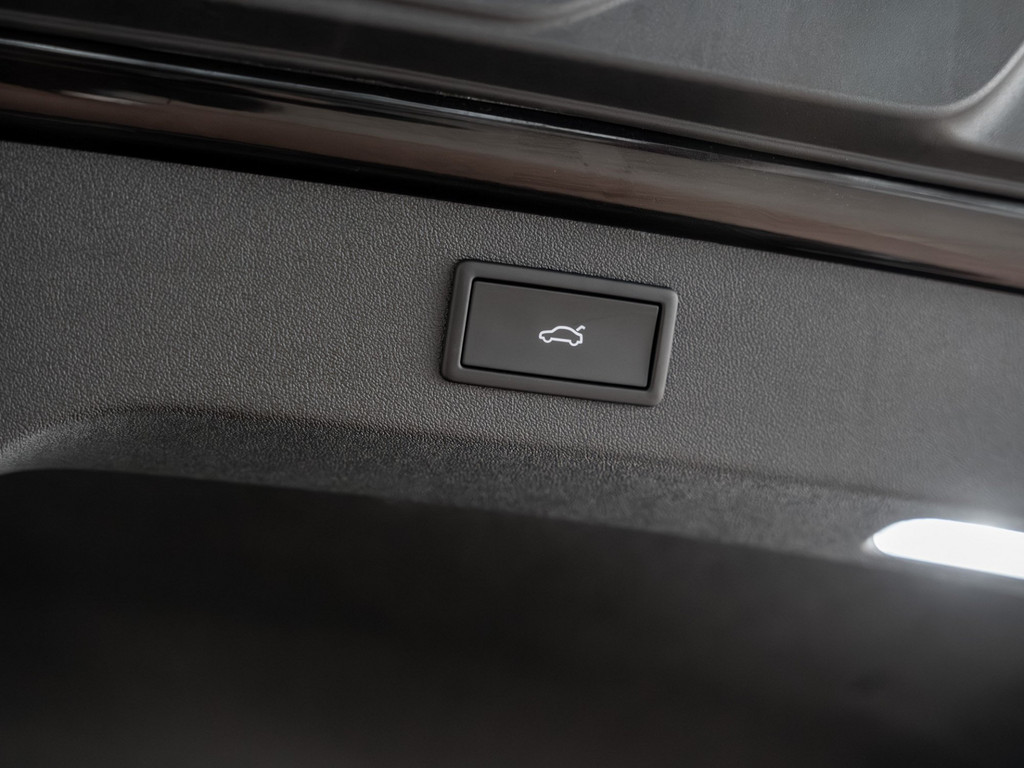 Bild 32 - Enyaq Coupé RS 84 KWh DCC Pano AHK Kam. Navi LM