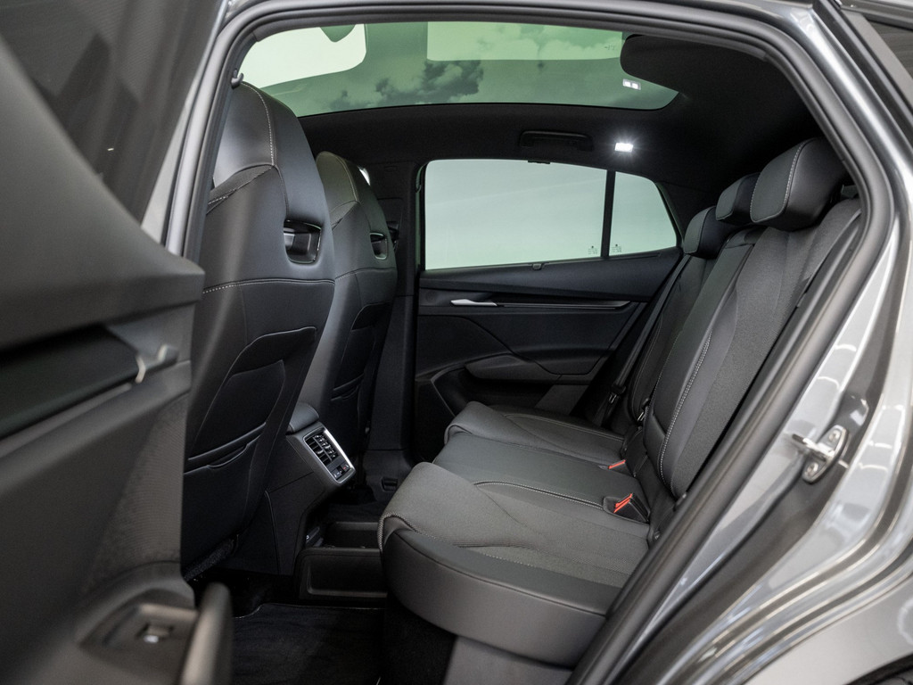 Bild 10 - Enyaq Coupé RS DCC Pano AHK Kam. Leder LM