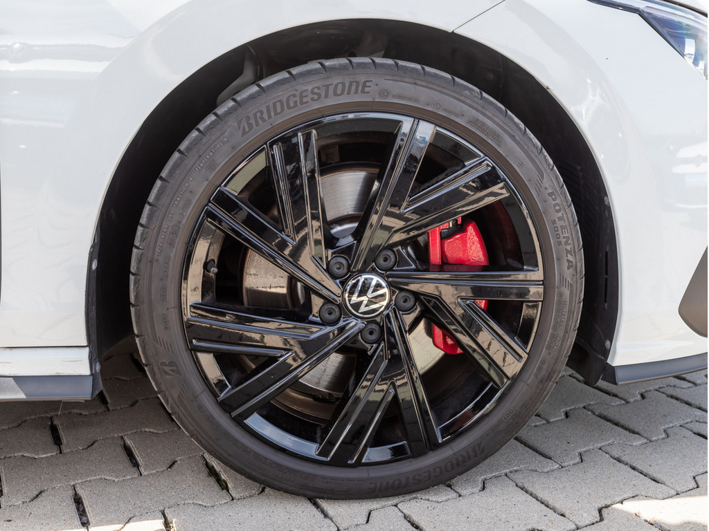 Bild 8 - Golf VIII GTI 2,0 l TSI DSG