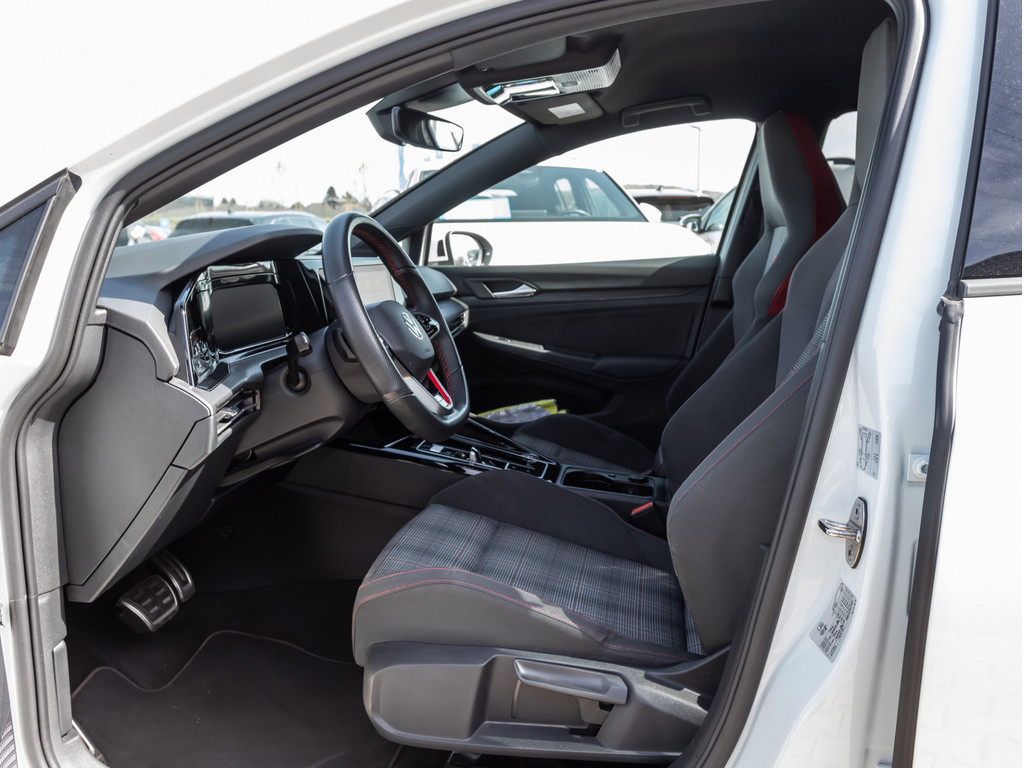 Bild 11 - Golf VIII GTI 2,0 l TSI DSG