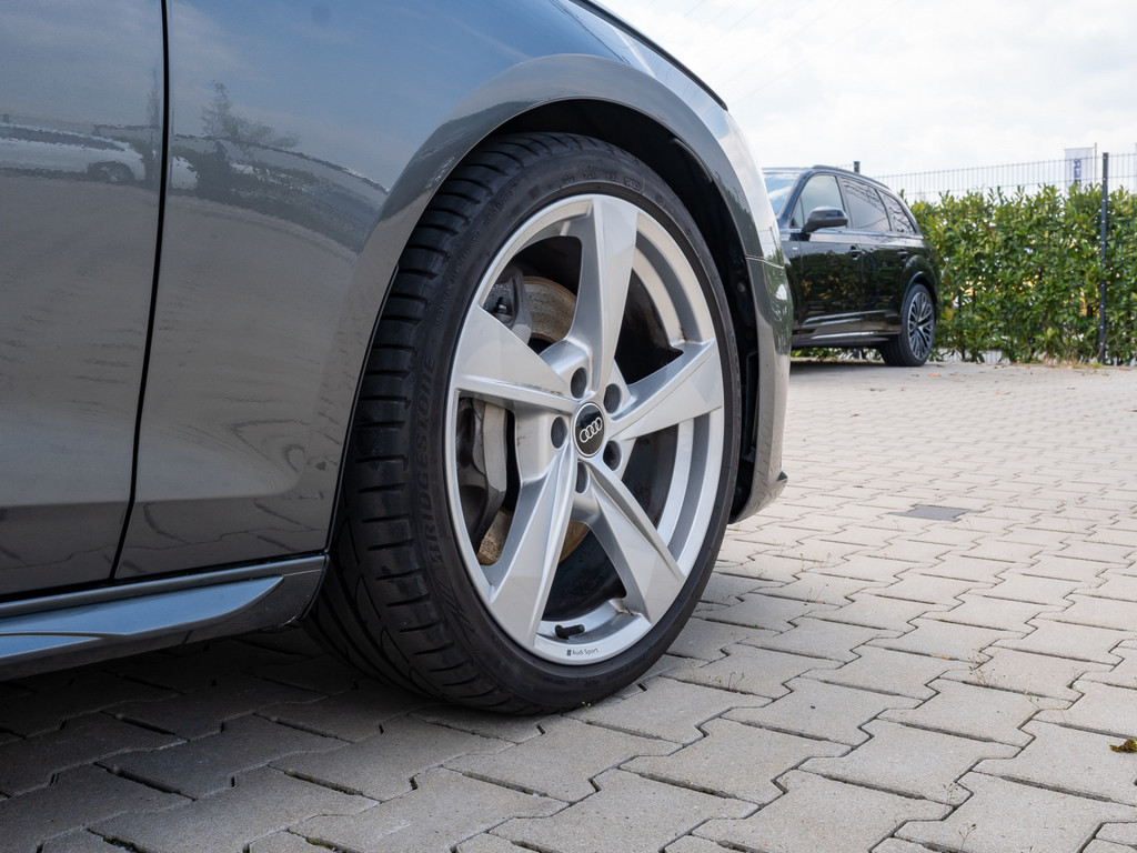 Bild 5 - A4 Avant S line 50 TDI quattro S tronic