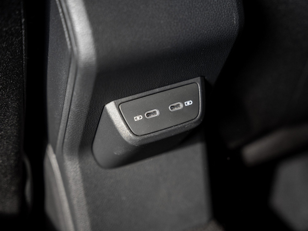 Bild 10 - Polo R-Line 1.0 TSI DSG R-Line IQLight Navi Sportp. LED