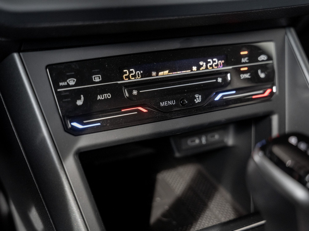 Bild 19 - Polo R-Line 1.0 TSI DSG R-Line IQLight Navi Sportp. LED