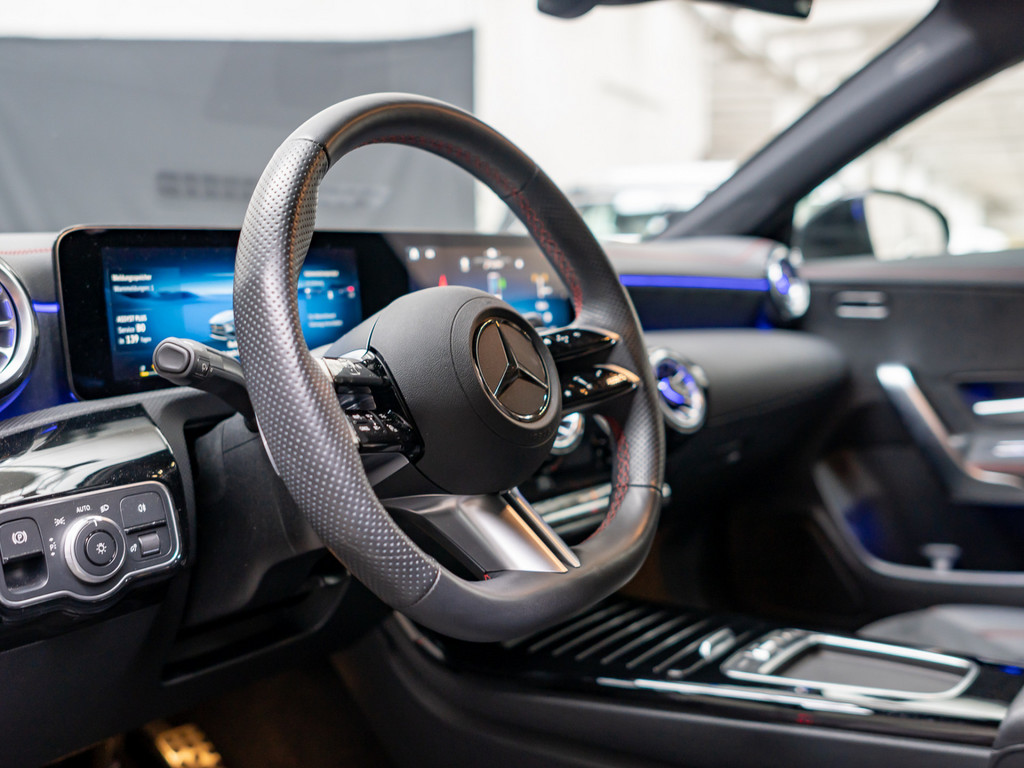 Bild 17 - CLA 180 Coupé AMG Sport Advanced +