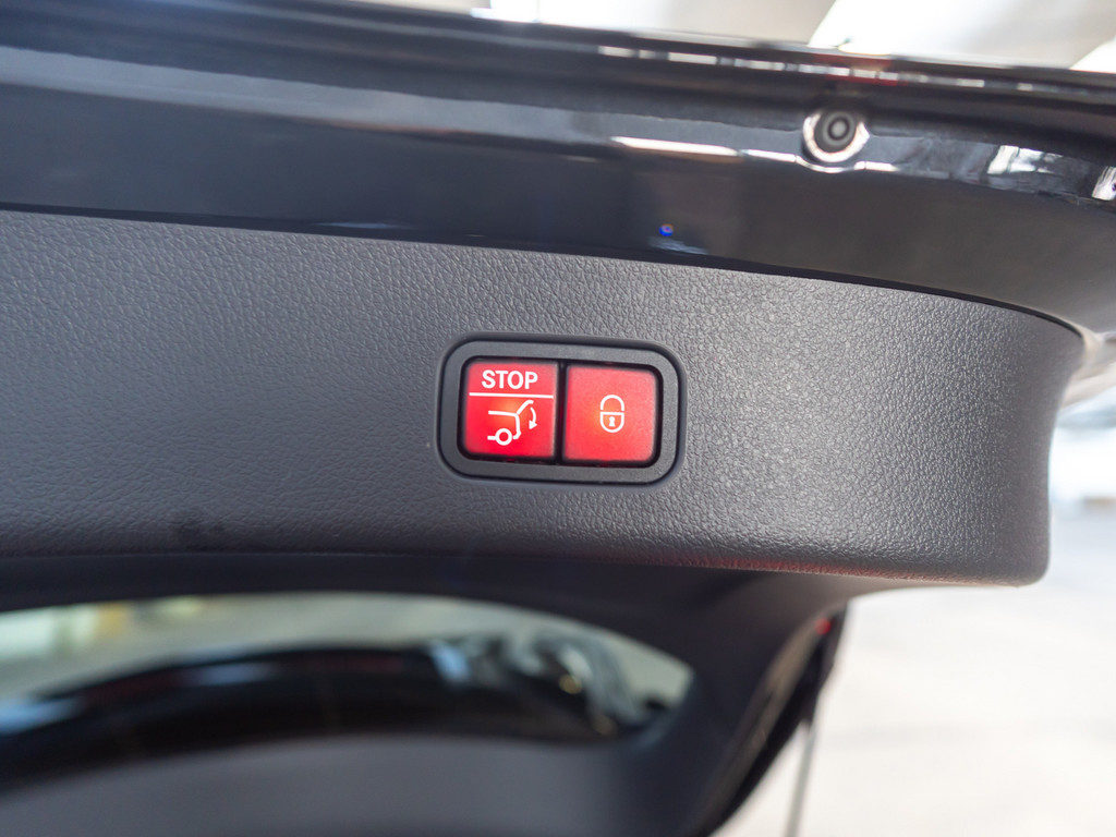 Bild 30 - GLC 300 de 4M AMG Sport Premium