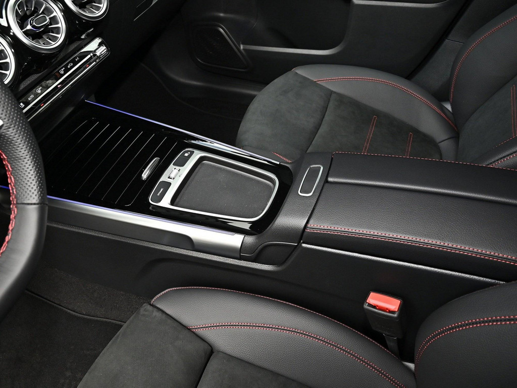Bild 13 - GLB 220 d 4M AMG Line