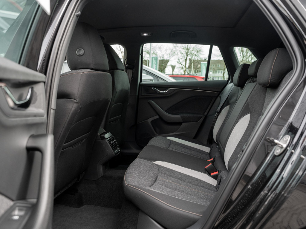 Bild 10 - Kamiq Tour 1.0 TSI DSG Pano Virtual ACC LM
