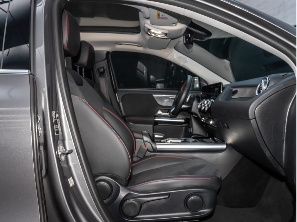 Bild 2 - GLA 200 d 4M AMG Sport