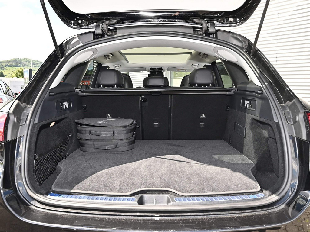 Bild 30 - GLC 300 de 4M AMG Sport Advanced +
