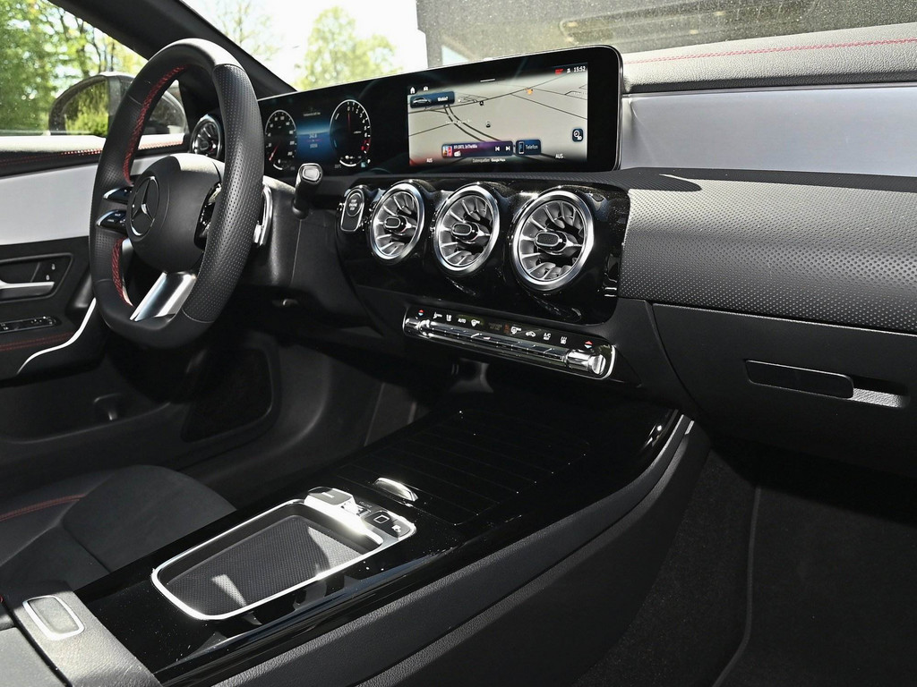 Bild 10 - CLA 250 SB e AMG Sport Premium