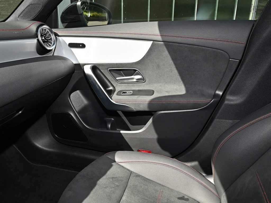 Bild 16 - CLA 250 SB e AMG Sport Premium