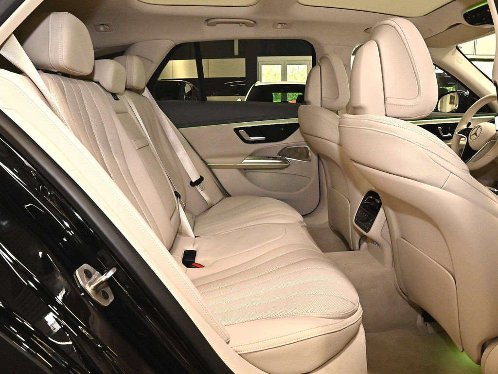 Bild 9 - E 300 de 4M T All-Terrain Premium + Superscreen