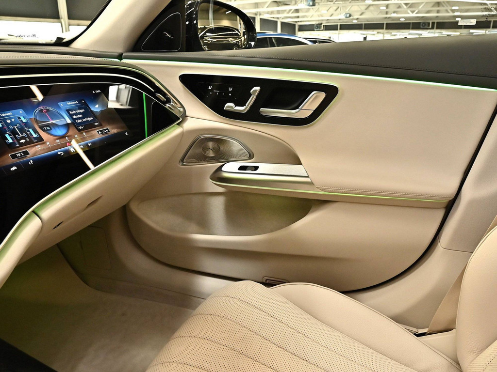 Bild 17 - E 300 de 4M T All-Terrain Premium + Superscreen