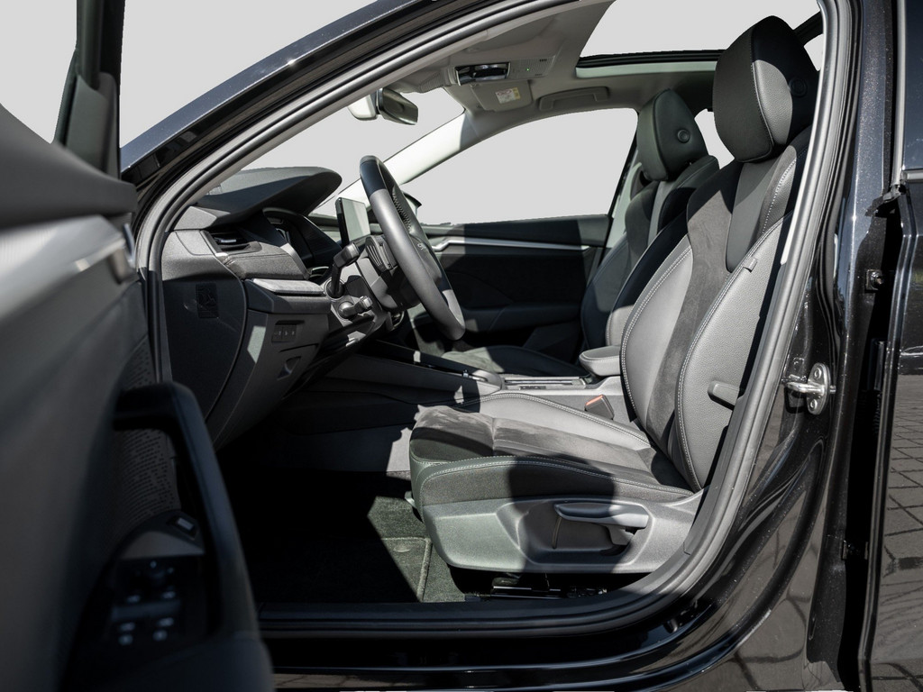 Bild 9 - OCTAVIA C. TOUR 2.0 TDI DSG AHK Navi Pano 360