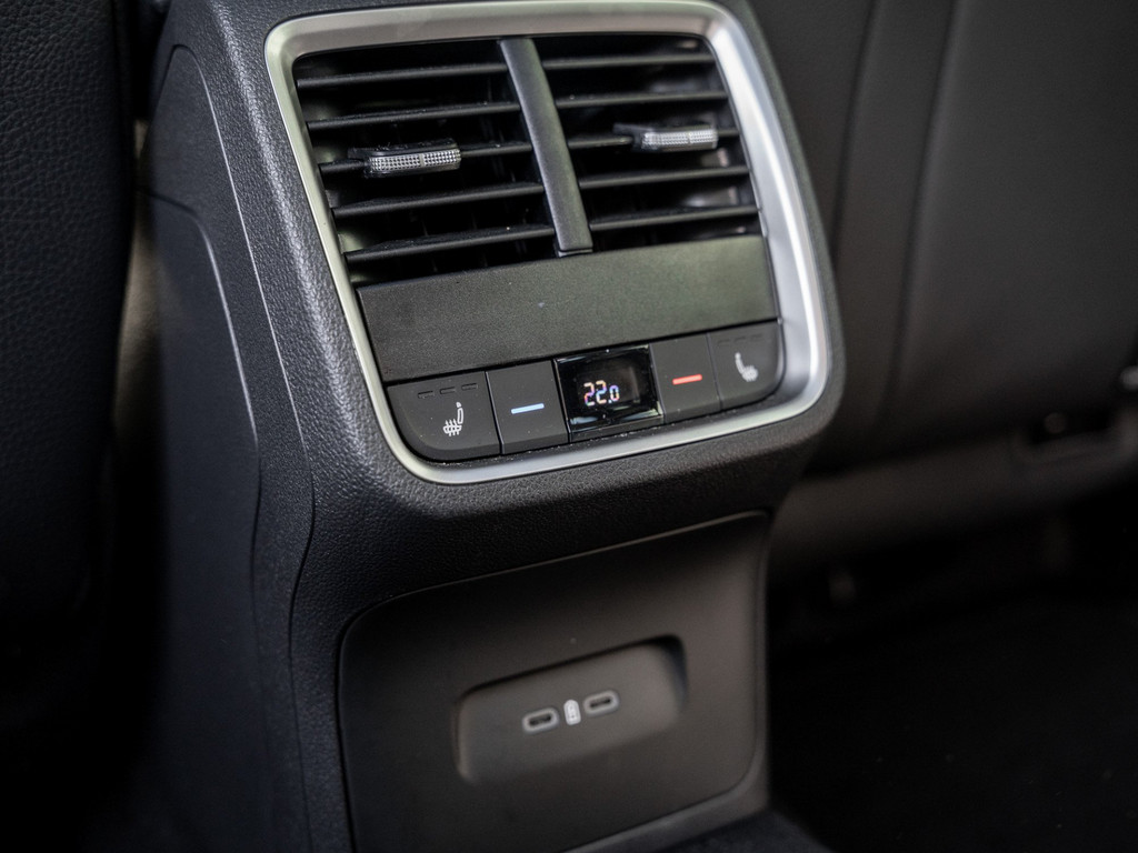 Bild 11 - OCTAVIA C. TOUR 2.0 TDI DSG AHK Navi Pano 360