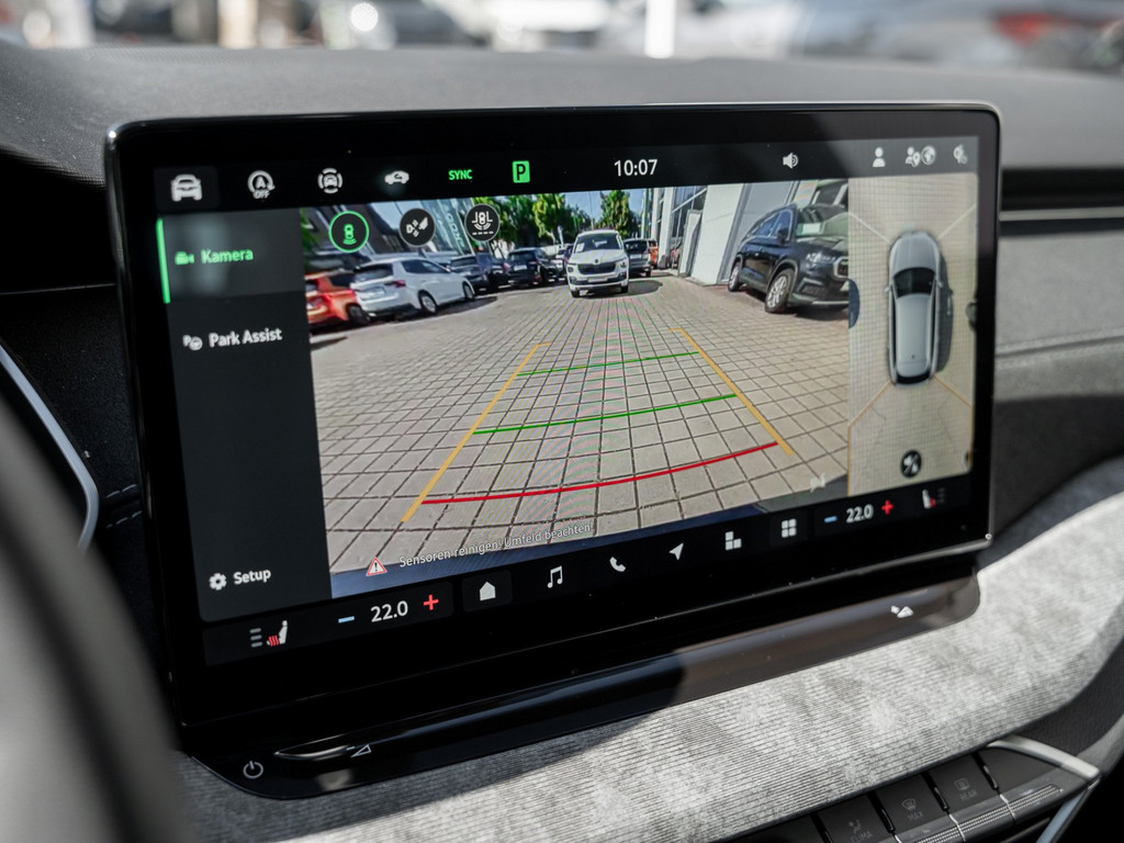 Bild 17 - OCTAVIA C. TOUR 2.0 TDI DSG AHK Navi Pano 360