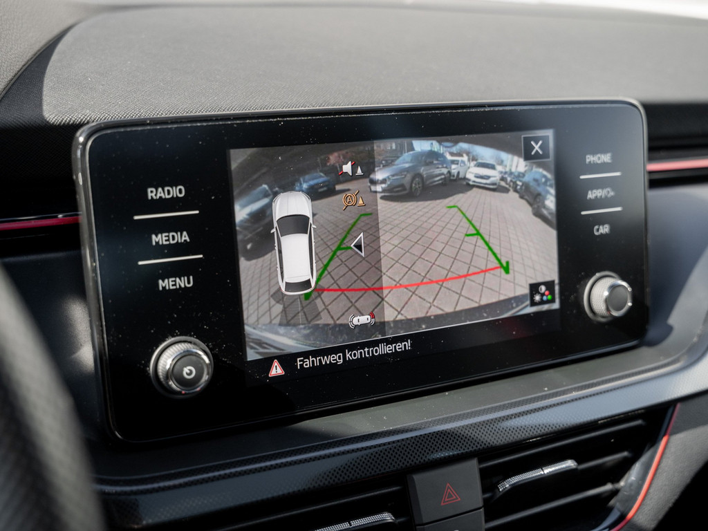 Bild 16 - SCALA MONTE CARLO 1.5 TSI 6-GANG Kam. Pano LED
