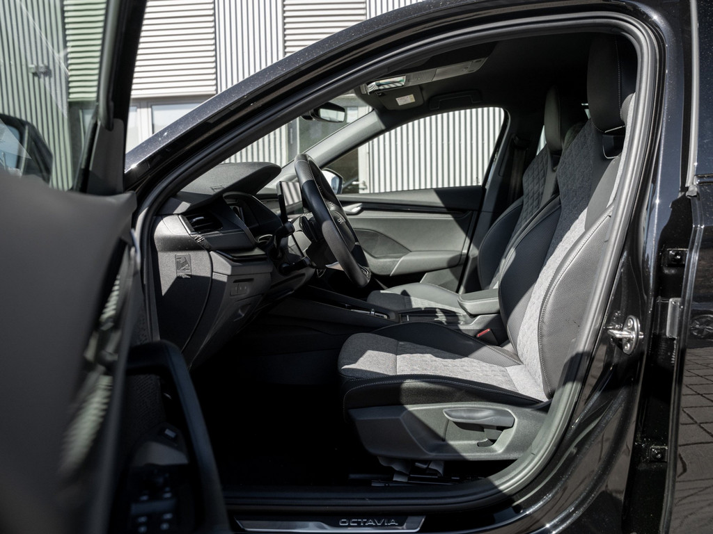 Bild 9 - OCTAVIA C. SPORTLINE 1.5 TSI eTEC DSG Kam. Navi