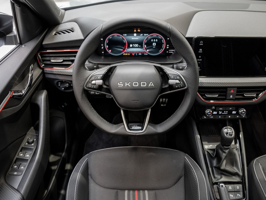 Bild 15 - Kamiq Monte Carlo 1.0 TSI Pano AHK Kam. Navi ACC