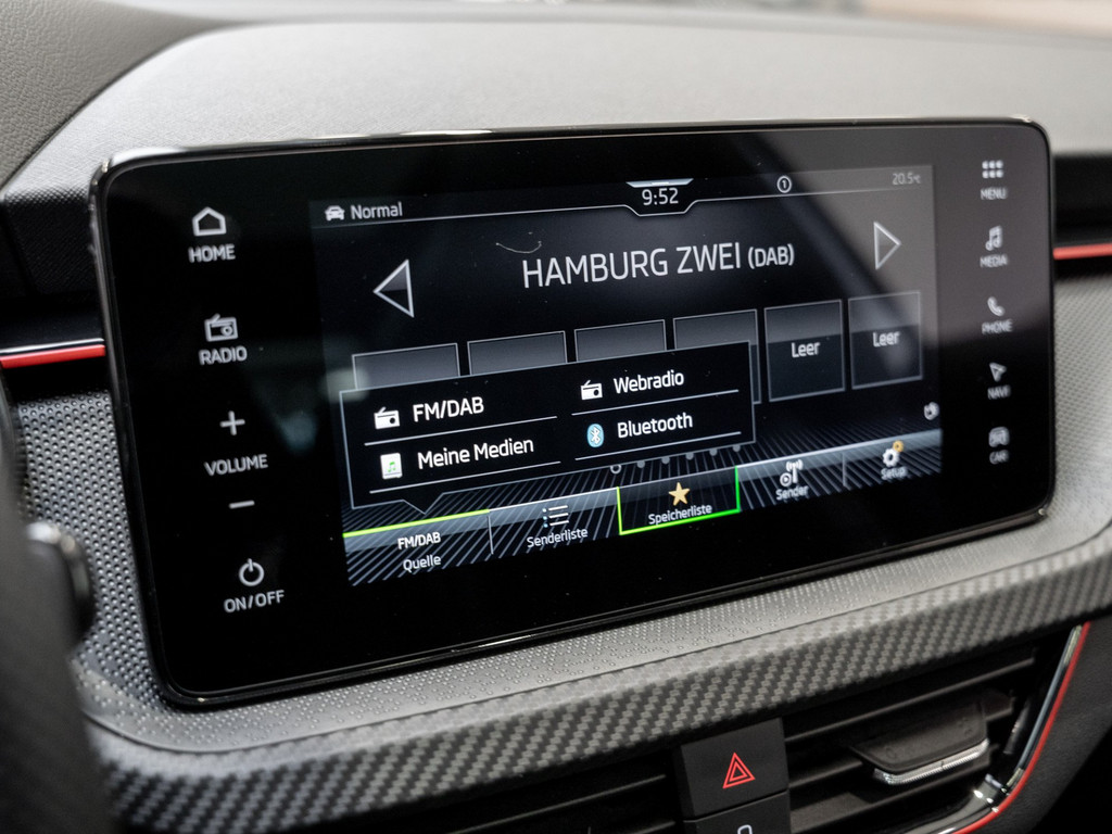 Bild 18 - Kamiq Monte Carlo 1.0 TSI Pano AHK Kam. Navi ACC